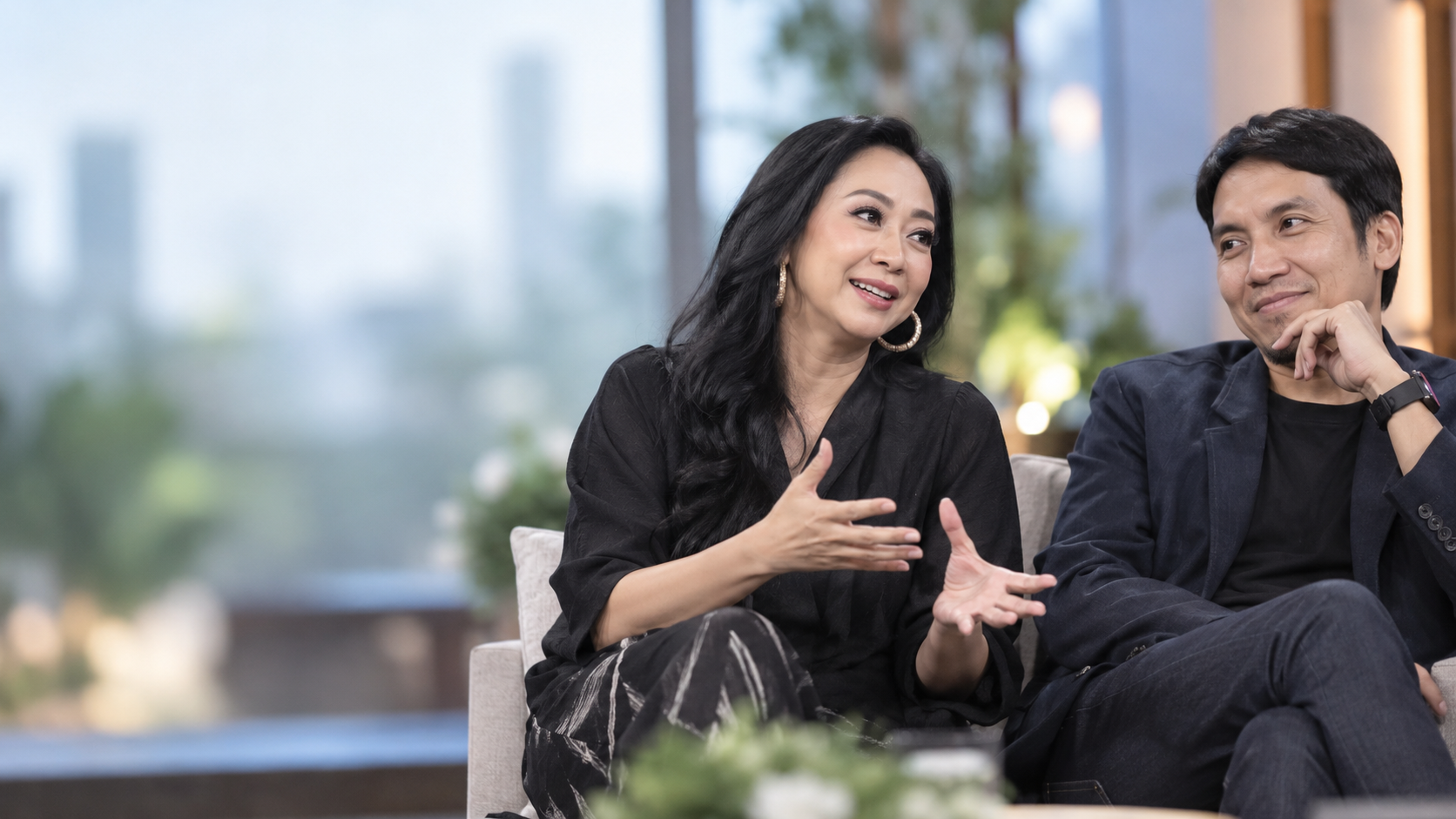 Asri Welas Tepis Rumor Asmara dengan Desta