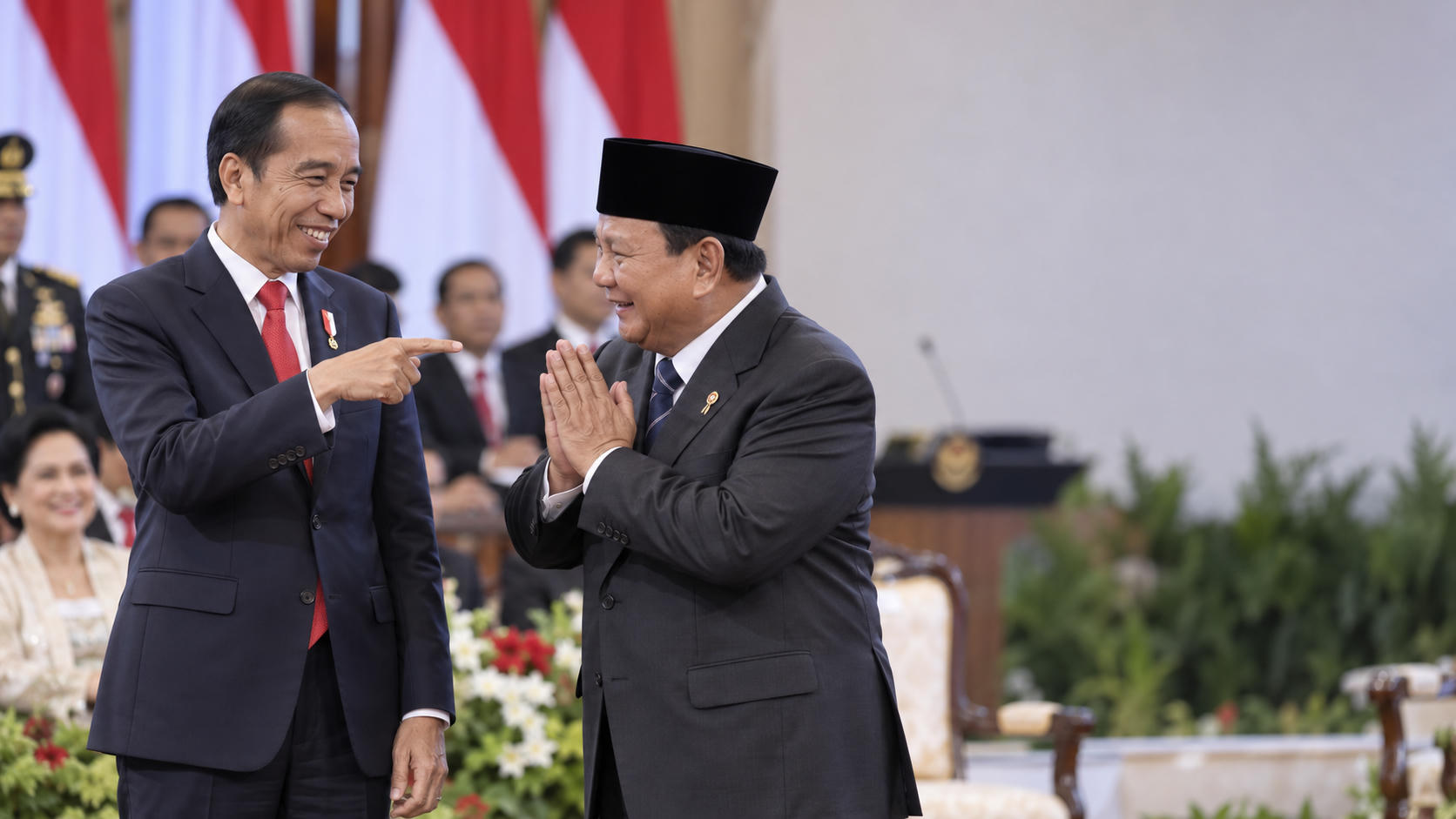 Candaan Prabowo ke Luhut: Roda Berputar, Saya Komandan