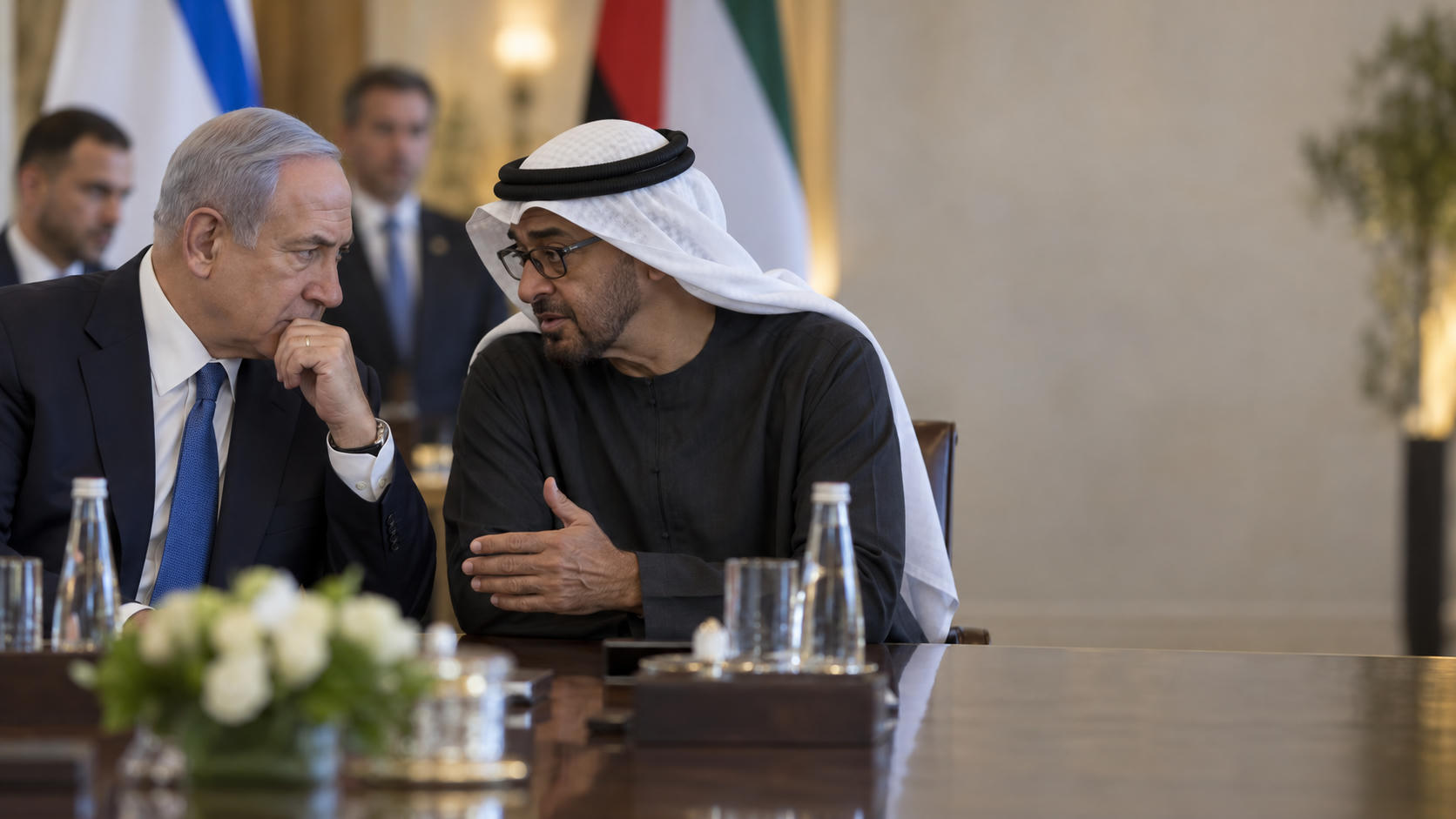 Netanyahu Disebut Bujuk MBZ Bantah Peringatan Hamas