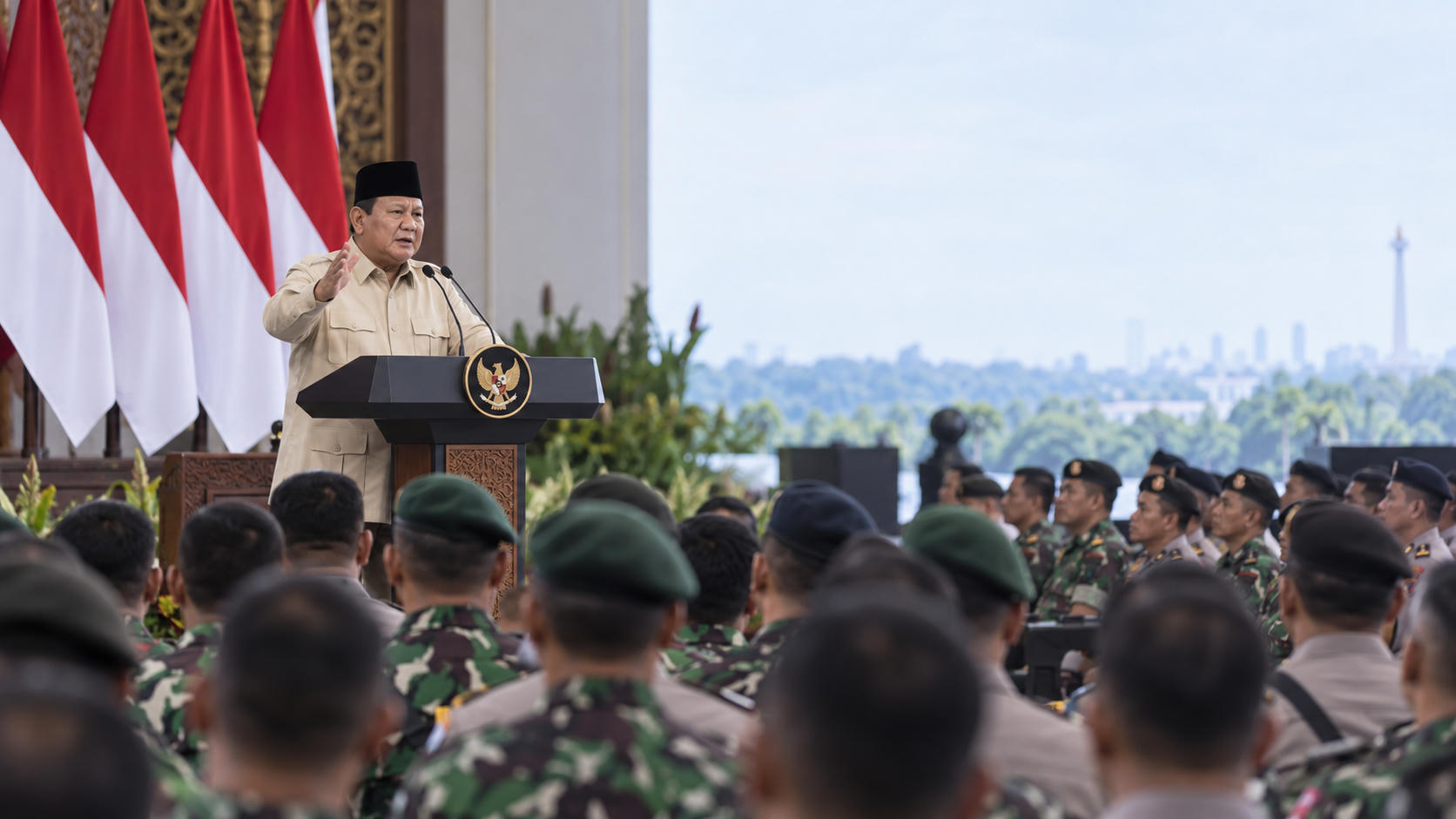 Prabowo Tekankan Kekompakan dan Kesiapsiagaan TNI-Polri